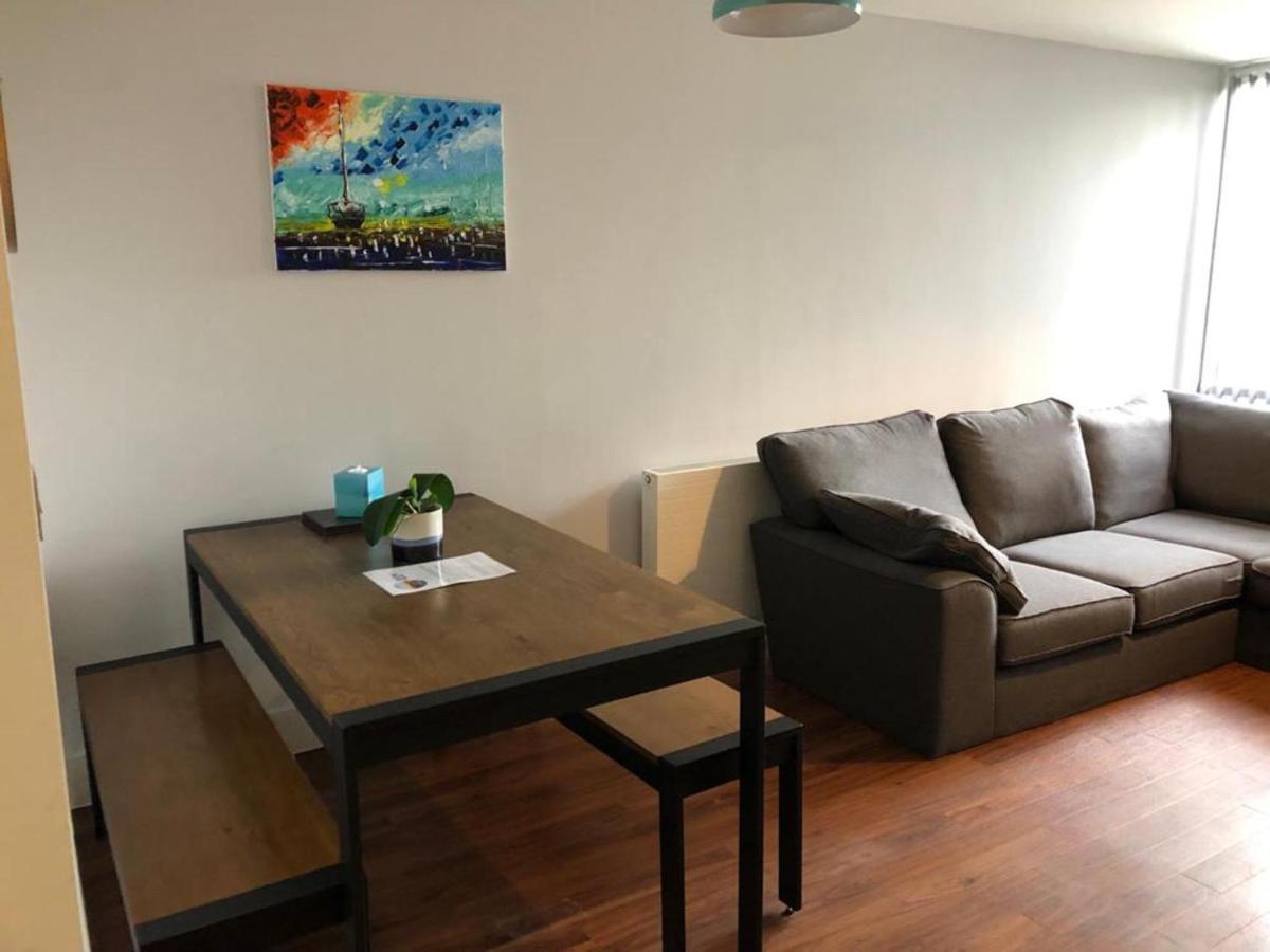 Charming 2-Bed Apartment In Christchurch Christchurch  Ngoại thất bức ảnh